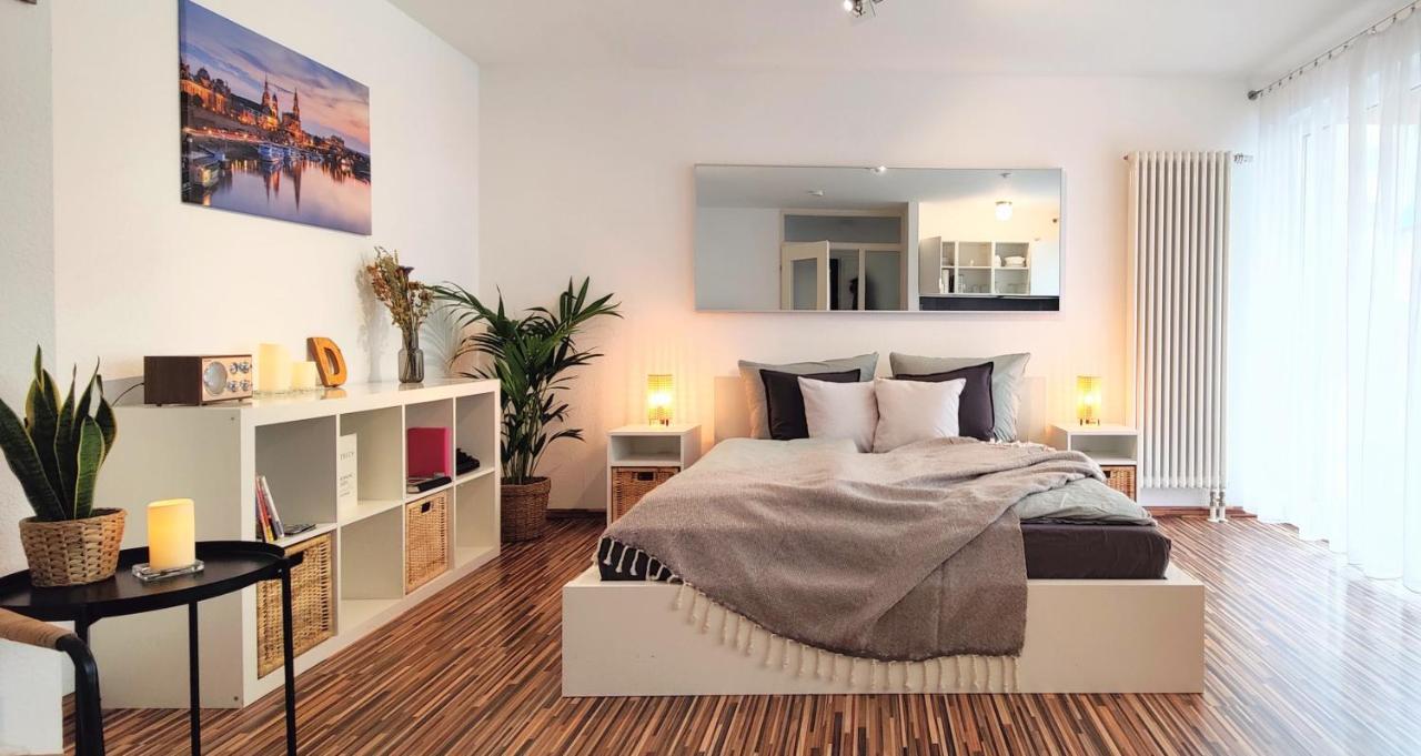 Gemuetliche Ferienwohnung In Ruhiger Lage Dresden Exterior foto